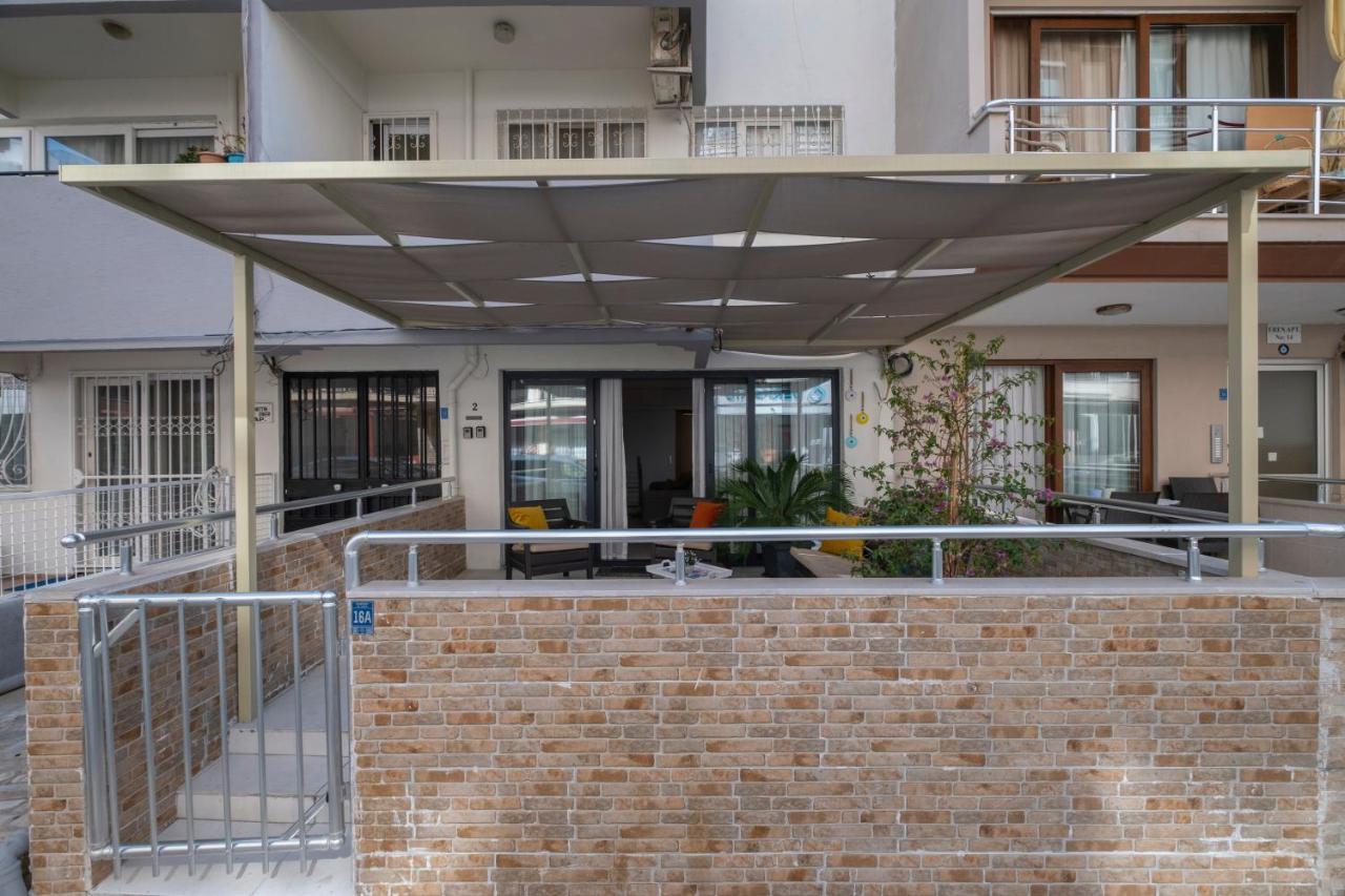 Apartment Ezgi's With Terrace In *